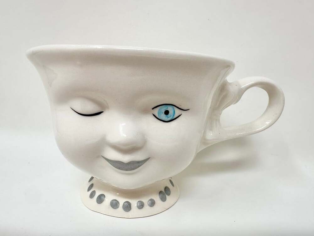 Mrs. Bailey’s Irish Cream Yum Mug Ceramic Helen Hunt Limited Ed Coffee / Tea Cup